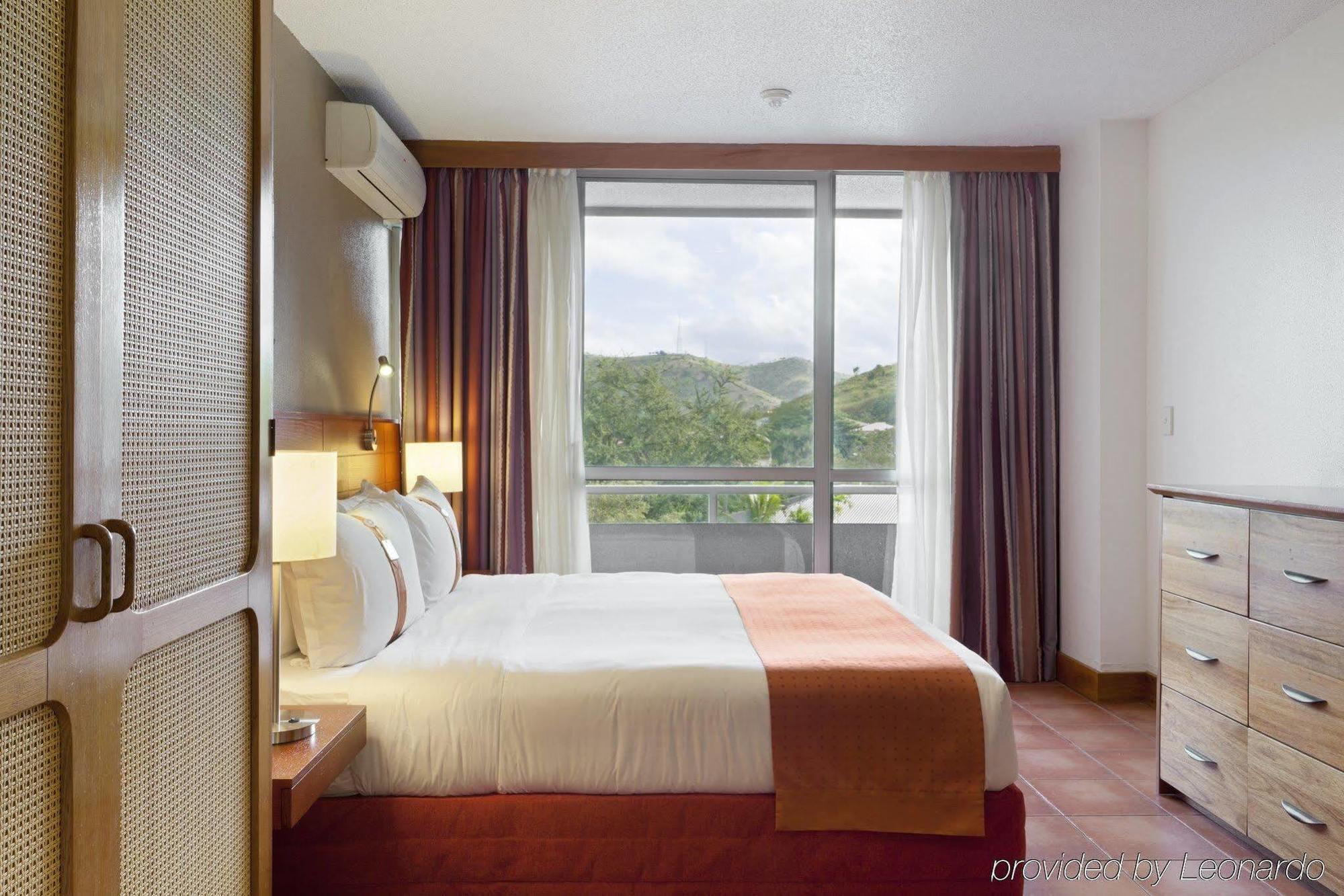 Holiday Inn & Suites Port Moresby By Ihg Phòng bức ảnh