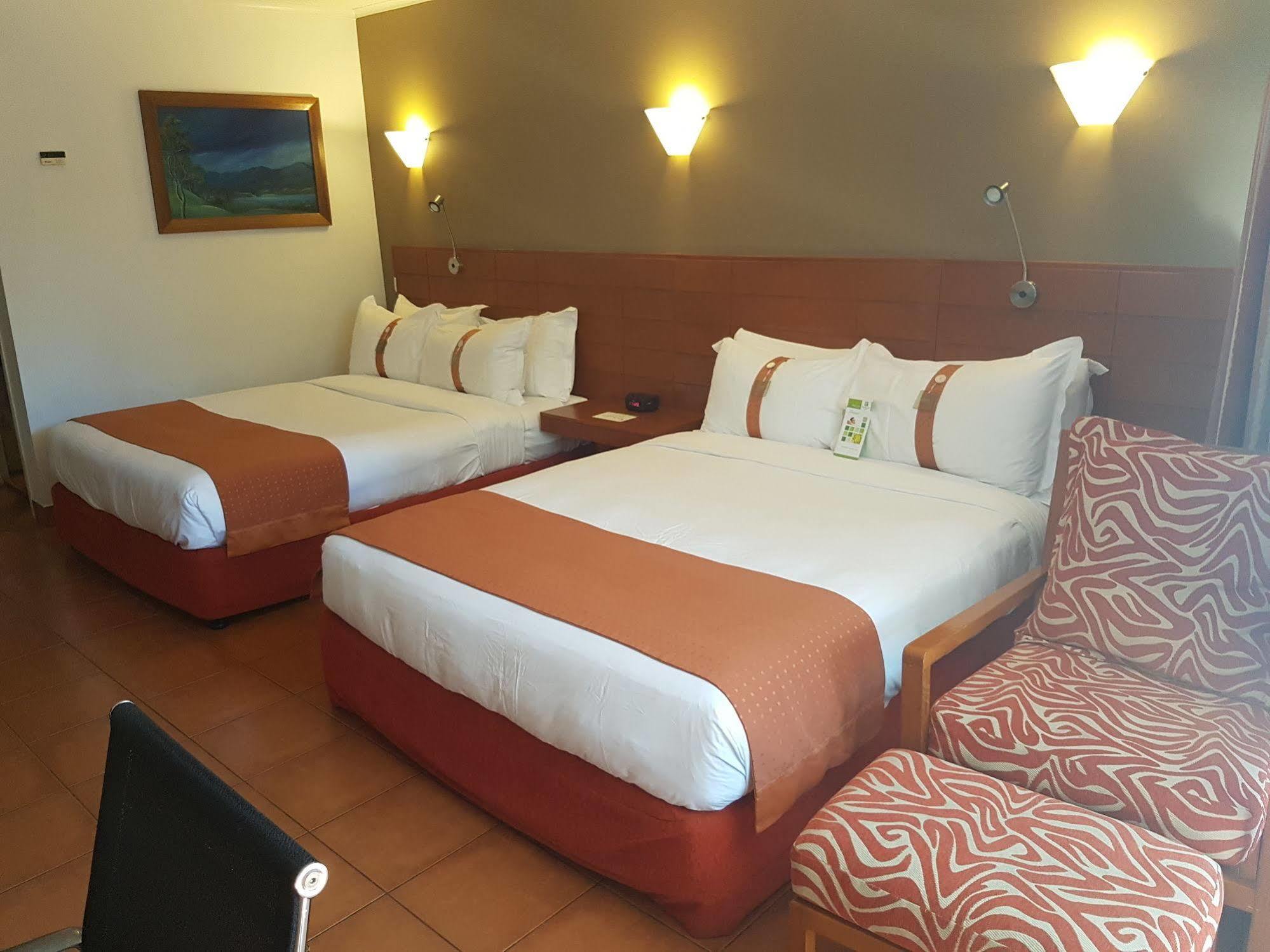 Holiday Inn & Suites Port Moresby By Ihg Ngoại thất bức ảnh