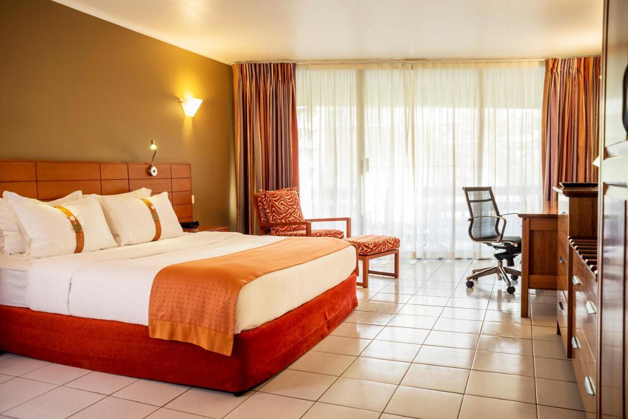 Holiday Inn & Suites Port Moresby By Ihg Ngoại thất bức ảnh